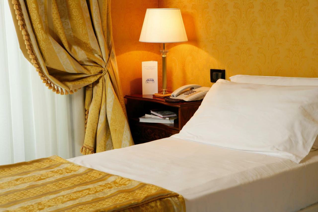 Lido Palace Hotel Baveno Eksteriør billede